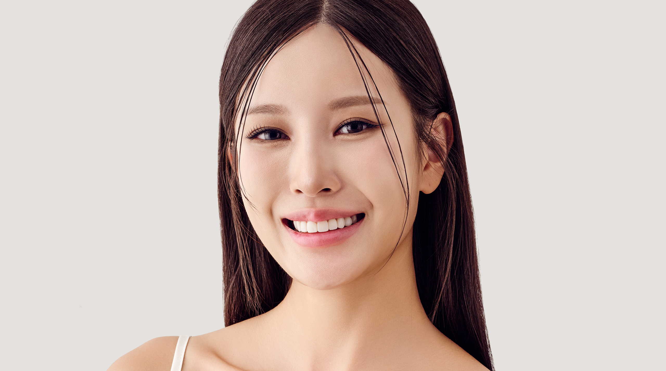 신사역치과, 메이크치과 홈페이지 메인배너 모델